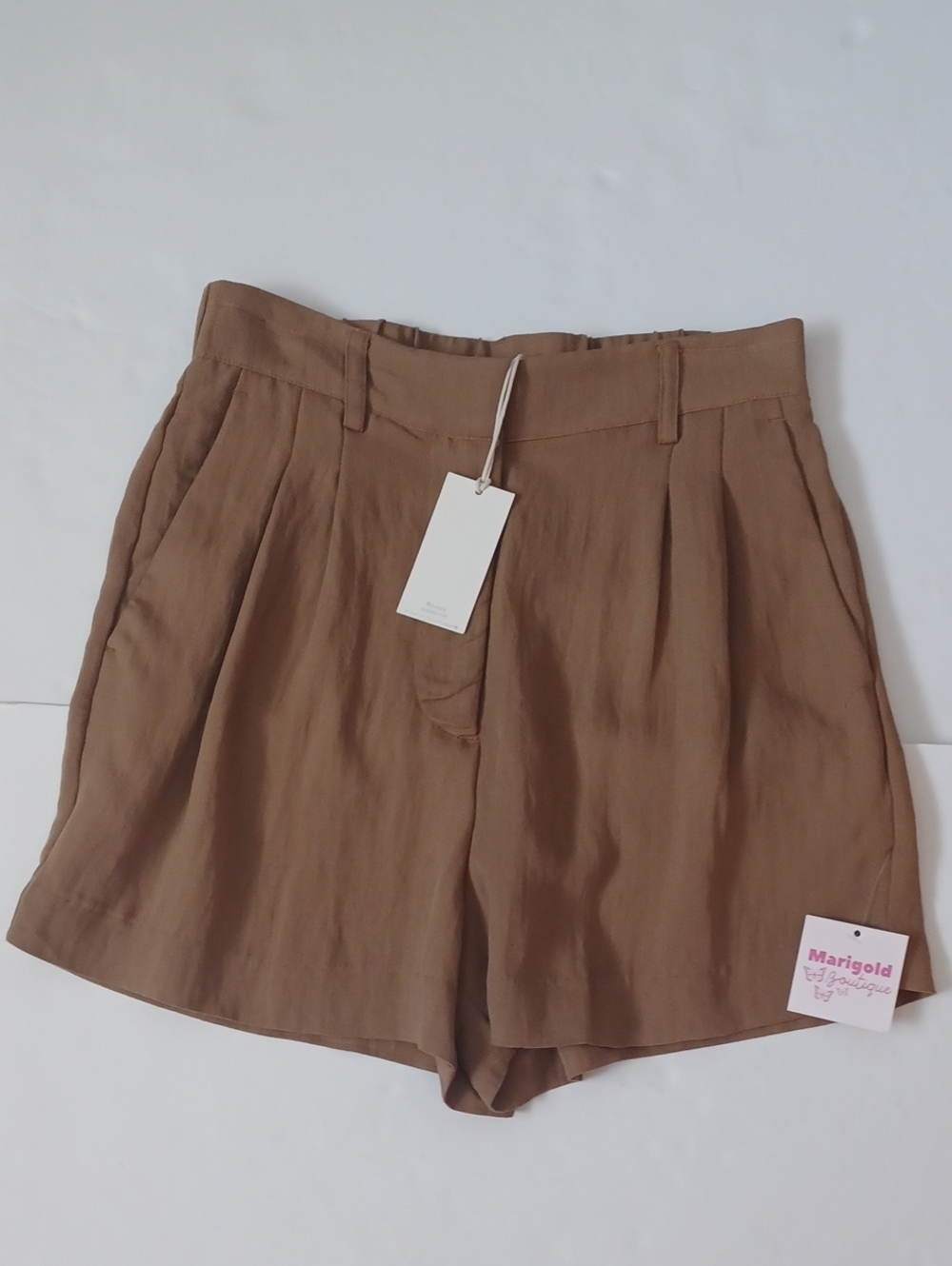 Z Supply Taupe High-Waist Pleated Women’s Shorts Sz.S. L.2.75". NWT!